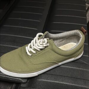 Goodfellow & Co Green and White Casual Sneakers
